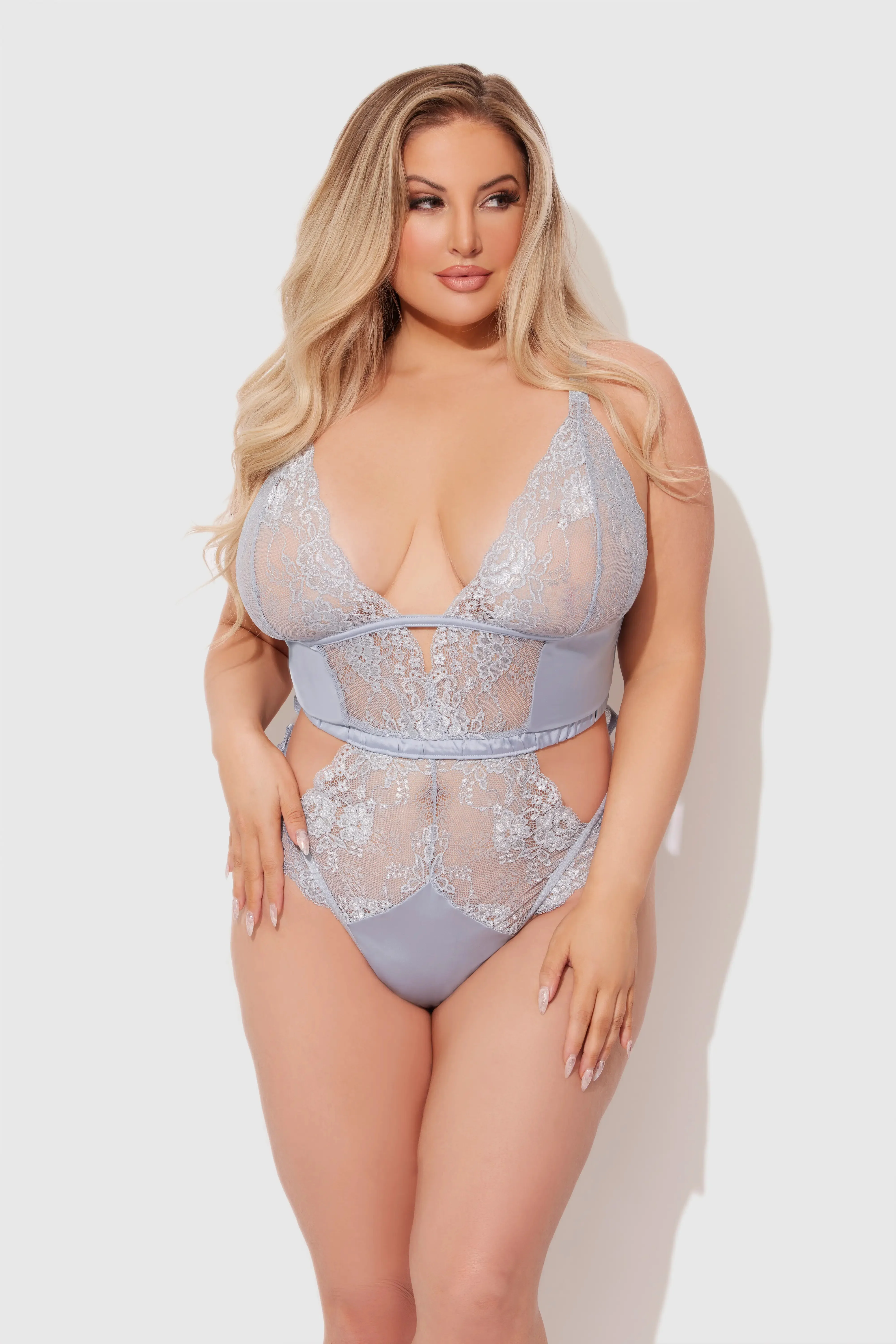 Sienna Satin & Lace Wireless Teddy - Image 4